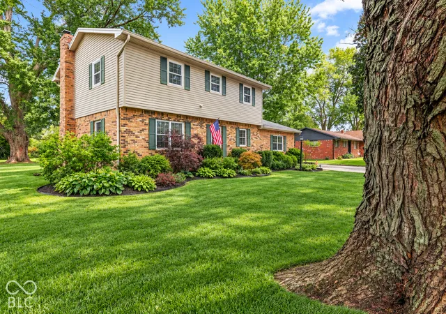Photo 2 of Single family home for sale at 10566 Andrea Ct, Indianapolis, IN 46231 | MLS# 22128035 | Listing updated on 2026-09-27
