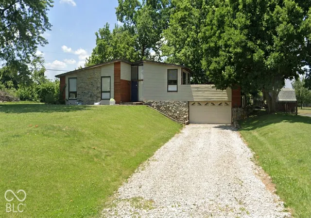 Single family home for sale at 5944 S Karen Dr, Indianapolis, IN 46239 | MLS# 22128041