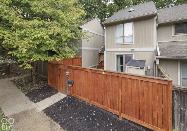 Photo 1 of Condo for sale at 4216 Foxglove Tr, Indianapolis, IN 46237 | MLS# 22128043 | Listing updated on 2026-09-29