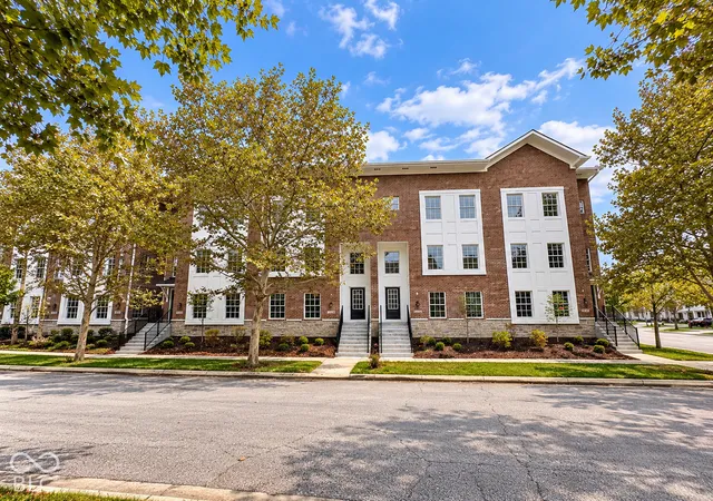 Photo 1 of Townhouse for sale at 5748 Birtz Rd, Indianapolis, IN 46216 | MLS# 22128058 | Listing updated on 2026-09-25