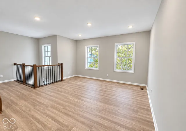 Photo 4 of Townhouse for sale at 5748 Birtz Rd, Indianapolis, IN 46216 | MLS# 22128058 | Listing updated on 2026-09-25