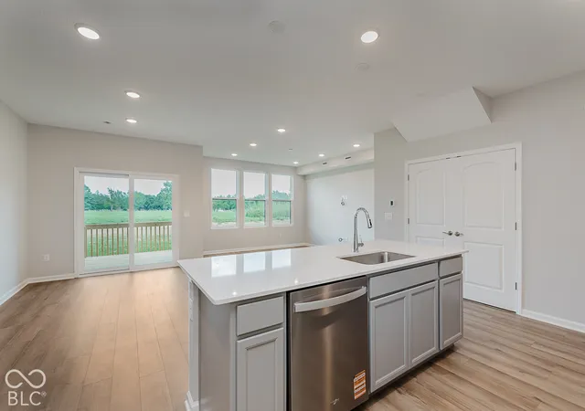 Photo 4 of Townhouse for sale at 9895 Behner Dr, Indianapolis, IN 46250 | MLS# 22128059 | Listing updated on 2026-09-25