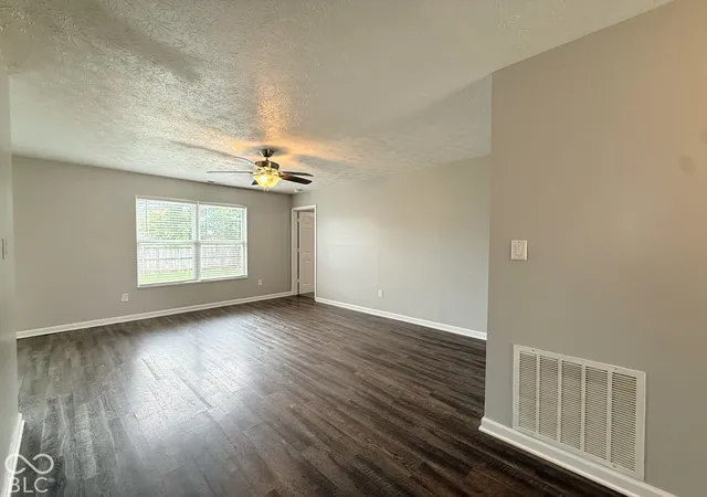Photo 2 of Single family home for sale at 823 Tall Timber Dr, Greenwood, IN 46143 | MLS# 22128080 | Listing updated on 2026-09-25