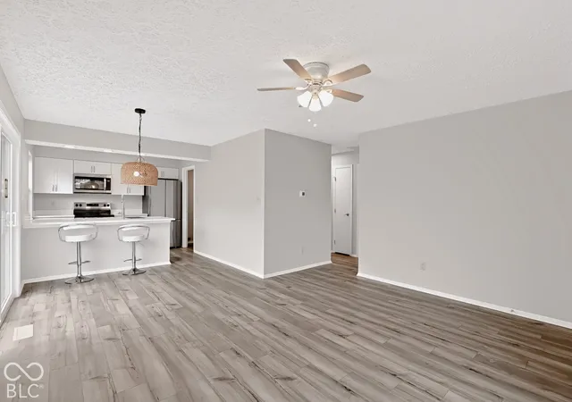 Photo 4 of Sale Pending at 1613 Marborough Ln, Indianapolis, IN 46260 | MLS# 22128084 | Listing updated on 2026-10-01