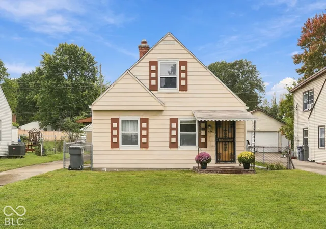 Photo 1 of Sale Pending at 4541 Brookville Rd, Indianapolis, IN 46201 | MLS# 22128090 | Listing updated on 2026-10-03
