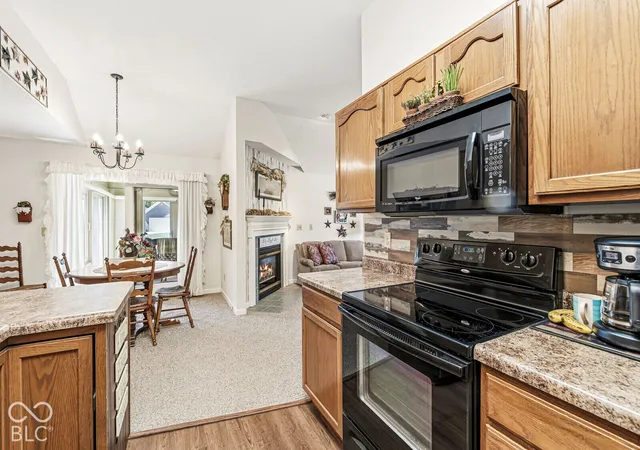 Photo 3 of Condo for sale at 5701 Kensington Way N, Plainfield, IN 46168 | MLS# 22128093 | Listing updated on 2026-10-02