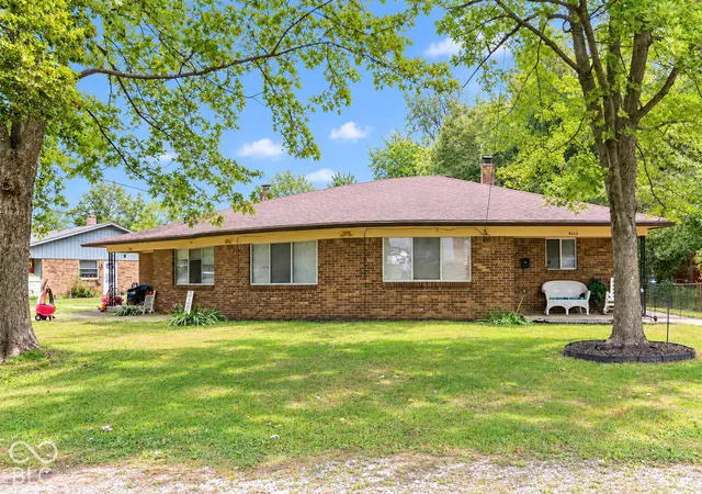 Photo 2 of Multi family home for sale at 5023 S Walcott St, Indianapolis, IN 46227 | MLS# 22128100 | Listing updated on 2026-10-07