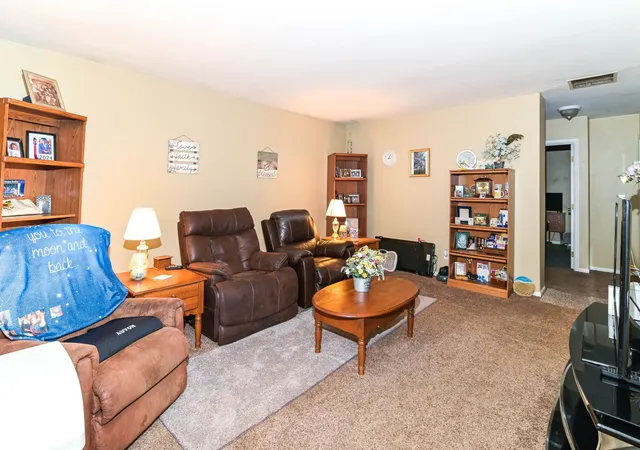 Photo 3 of House for sale at 5023 S Walcott St, Indianapolis, IN 46227 | MLS# 22128100 | Listing updated on 2026-10-07