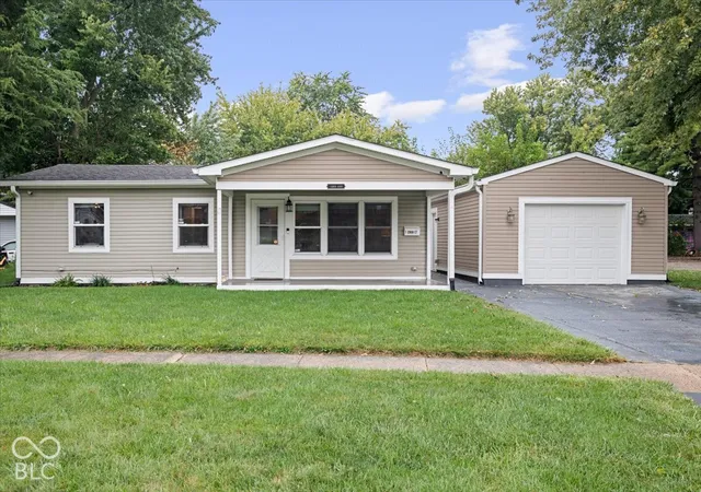 Photo 4 of Single family home for sale at 1 Edwin Ct, Indianapolis, IN 46222 | MLS# 22128103 | Listing updated on 2026-10-06