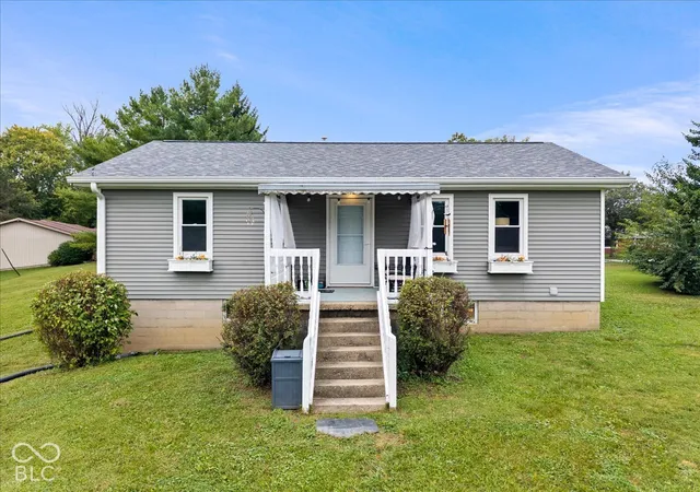 Single family home for sale at 9049 W Forest Dr, Elwood, IN 46036 | MLS# 22128109