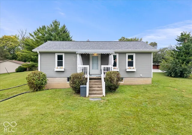Photo 2 of Single family home for sale at 9049 W Forest Dr, Elwood, IN 46036 | MLS# 22128109 | Listing updated on 2026-09-26