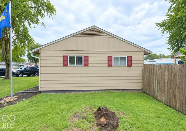 Photo 2 of Single family home for sale at 4051 Standish Dr, Indianapolis, IN 46221 | MLS# 22128112 | Listing updated on 2026-09-25