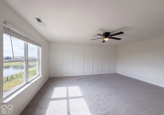 Photo 3 of Single family home for sale at 942 Ram Dr, Franklin, IN 46131 | MLS# 22128122 | Listing updated on 2026-10-05