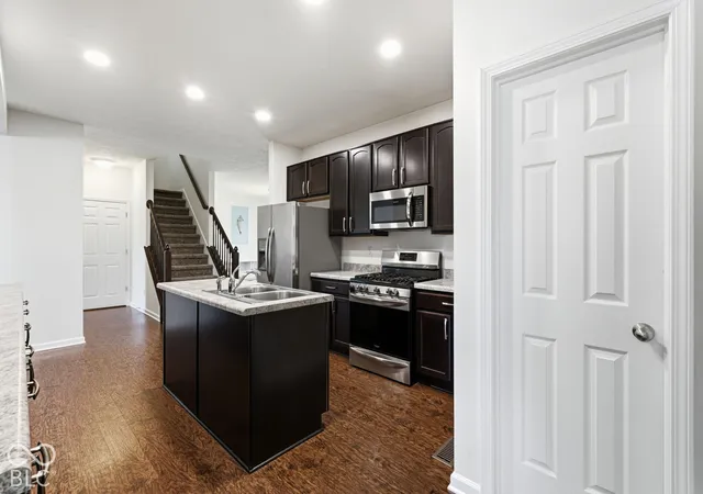 Photo 4 of Single family home for sale at 4811 Marshall Dr, Plainfield, IN 46168 | MLS# 22128130 | Listing updated on 2026-10-07