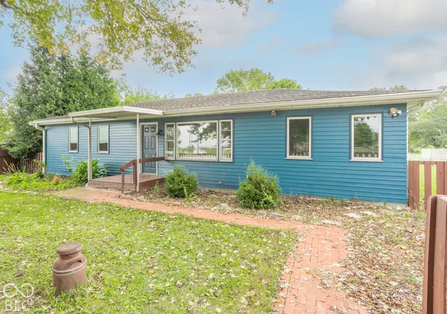 Photo 1 of Single family home for sale at 10258 Wilson Rd, Brownsburg, IN 46112 | MLS# 22128132 | Listing updated on 2026-10-01