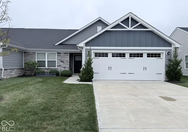 Single family home for sale at 171 Johns Is Way, Whiteland, IN 46184 | MLS# 22128156