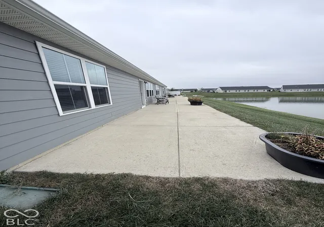 Photo 3 of Single family home for sale at 171 Johns Is Way, Whiteland, IN 46184 | MLS# 22128156 | Listing updated on 2026-09-30