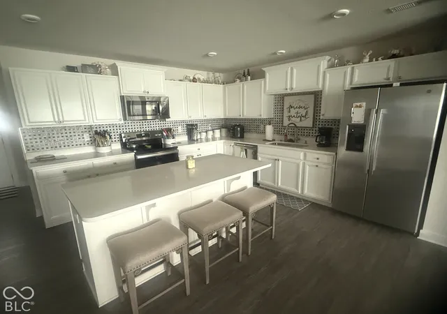Photo 4 of Single family home for sale at 171 Johns Is Way, Whiteland, IN 46184 | MLS# 22128156 | Listing updated on 2026-09-30