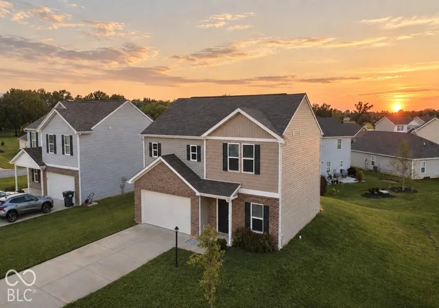 Photo 2 of Sale Pending at 1514 E Holly, Albany, IN 47320 | MLS# 22128157 | Listing updated on 2026-10-01