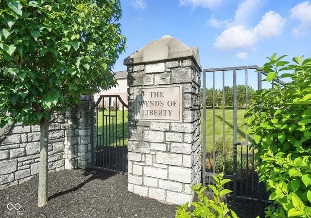 Photo 2 of Sale Pending at 1076 Christopher Ct, Greenwood, IN 46143 | MLS# 22128161 | Listing updated on 2026-09-25