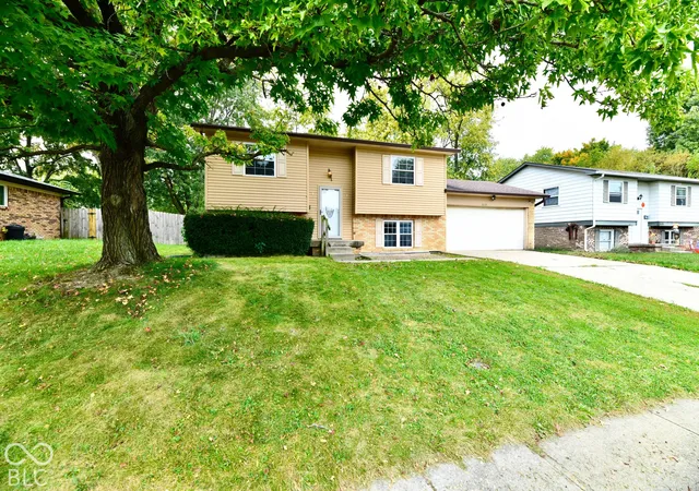 Photo 2 of Single family home for sale at 1610 Yazoo Dr, Beech Grove, IN 46107 | MLS# 22128162 | Listing updated on 2026-10-13