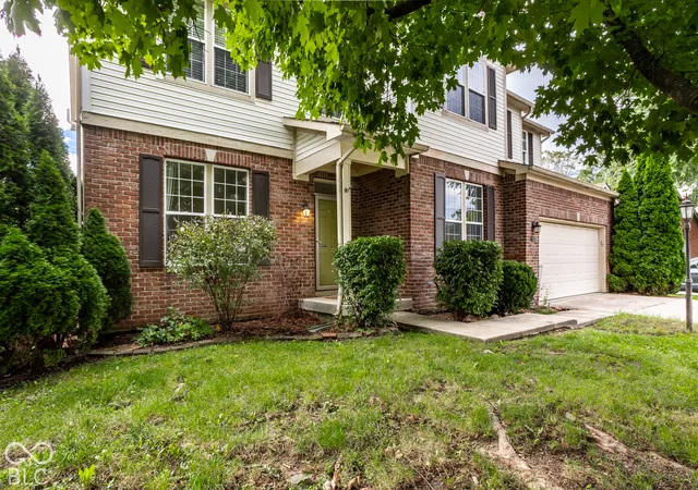 Photo 3 of Single family home for sale at 6843 Thousand Oaks Ln, Indianapolis, IN 46214 | MLS# 22128164 | Listing updated on 2026-09-27