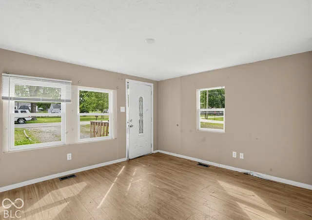 Photo 3 of Single family home for sale at 3128 S Rural St, Indianapolis, IN 46237 | MLS# 22128167 | Listing updated on 2026-10-09