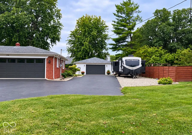 Photo 1 of Single family home for sale at 5706 W Southport Rd, Indianapolis, IN 46221 | MLS# 22128196 | Listing updated on 2026-10-01