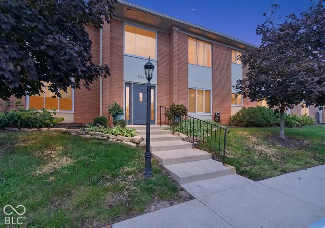 Photo 1 of Condo for sale at 536 E Hunters Dr #APT C, Carmel, IN 46032 | MLS# 22128198 | Listing updated on 2026-09-27