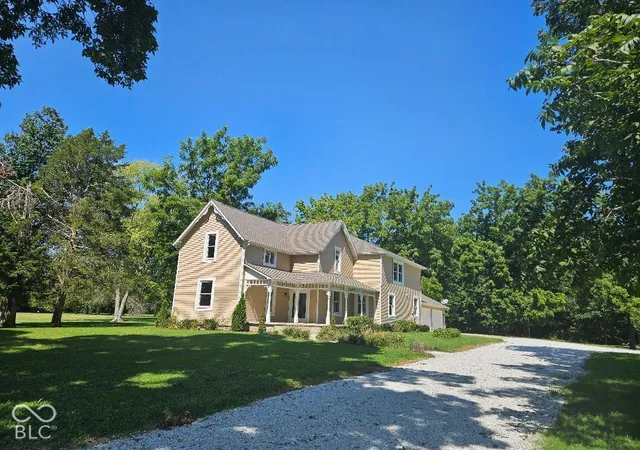 Single family home for sale at 206 W 266th Street, Sheridan, IN 46069 | MLS# 22128201