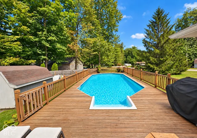 Photo 3 of Sale Pending at 2534 S Edgewood Cvs, Martinsville, IN 46151 | MLS# 22128215 | Listing updated on 2026-10-05