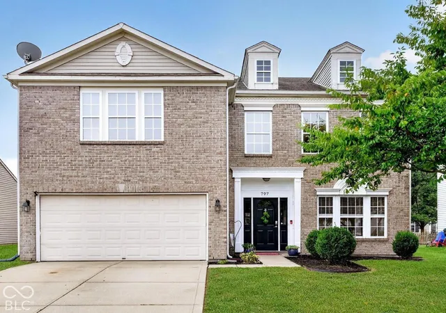 Single family home for sale at 797 Hickory Pine Dr, Whiteland, IN 46184 | MLS# 22128217