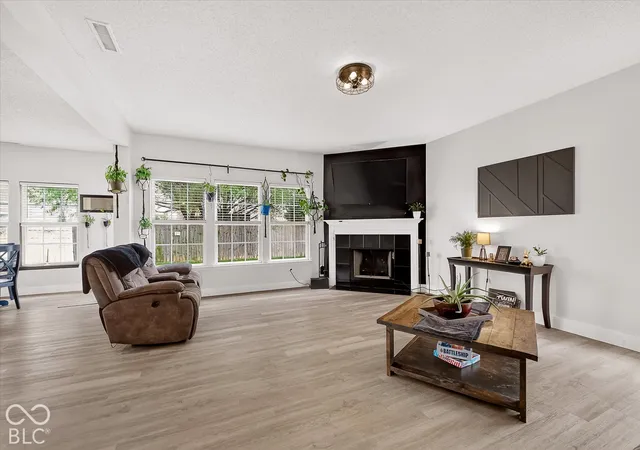 Photo 3 of Single family home for sale at 797 Hickory Pine Dr, Whiteland, IN 46184 | MLS# 22128217 | Listing updated on 2026-09-27