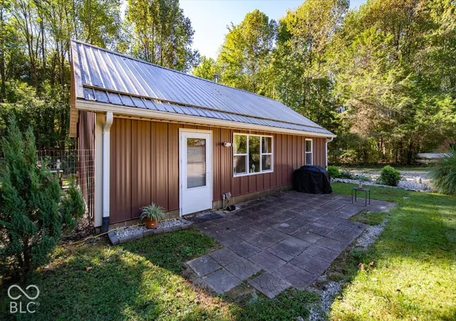 Photo 2 of Single family home for sale at 7654 E Bill Smith Dr, Martinsville, IN 46151 | MLS# 22128226 | Listing updated on 2026-09-29