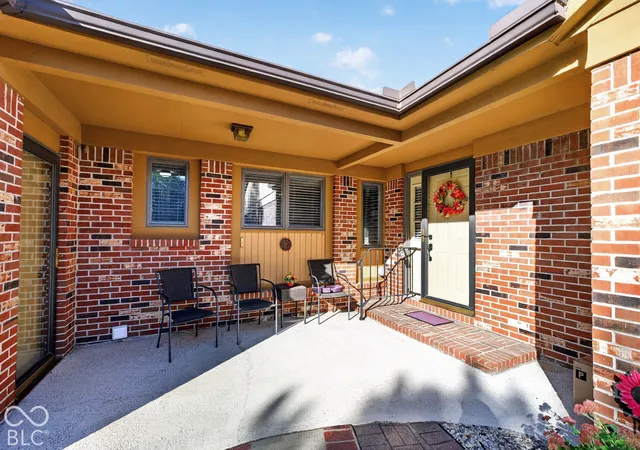 Photo 3 of Condo for sale at 228 College Pkwy, Anderson, IN 46012 | MLS# 22128230 | Listing updated on 2026-10-16