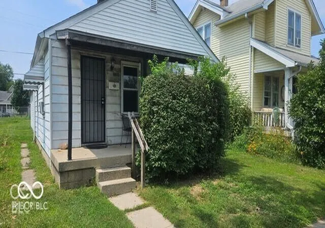 Photo 1 of Single family home for sale at 2326 Winthrop Ave, Indianapolis, IN 46205 | MLS# 22128232 | Listing updated on 2026-09-25
