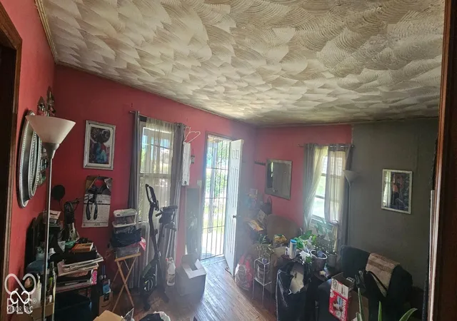 Photo 3 of Single family home for sale at 2326 Winthrop Ave, Indianapolis, IN 46205 | MLS# 22128232 | Listing updated on 2026-09-25