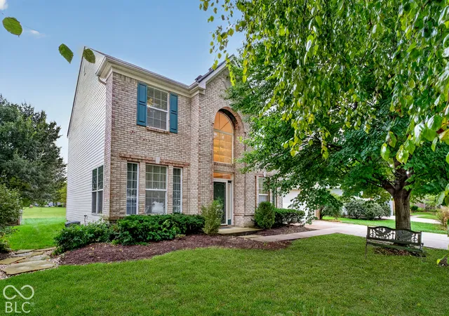 Photo 2 of Single family home for sale at 15996 Arbor Grv Blvd, Noblesville, IN 46060 | MLS# 22128233 | Listing updated on 2026-09-30