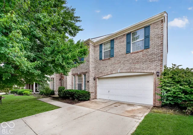 Photo 3 of Single family home for sale at 15996 Arbor Grv Blvd, Noblesville, IN 46060 | MLS# 22128233 | Listing updated on 2026-09-30