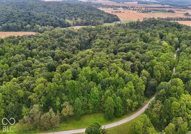 Photo 4 of Sale Pending at 2275 S Silcox Rd, Paragon, IN 46166 | MLS# 22128247 | Listing updated on 2026-10-05