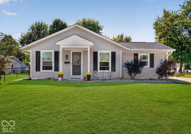 Single family home for sale at 283 Bittersweet Dr, Whiteland, IN 46184 | MLS# 22128265