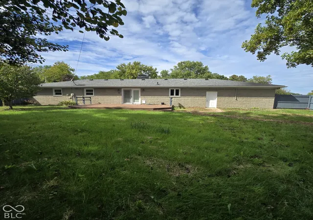Photo 3 of Single family home for sale at 445 Tulip Dr, Indianapolis, IN 46227 | MLS# 22128272 | Listing updated on 2026-10-02