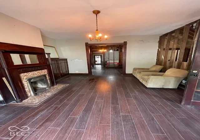 Photo 3 of Single family home for sale at 925 Cottage Ave, Indianapolis, IN 46203 | MLS# 22128275 | Listing updated on 2026-09-26
