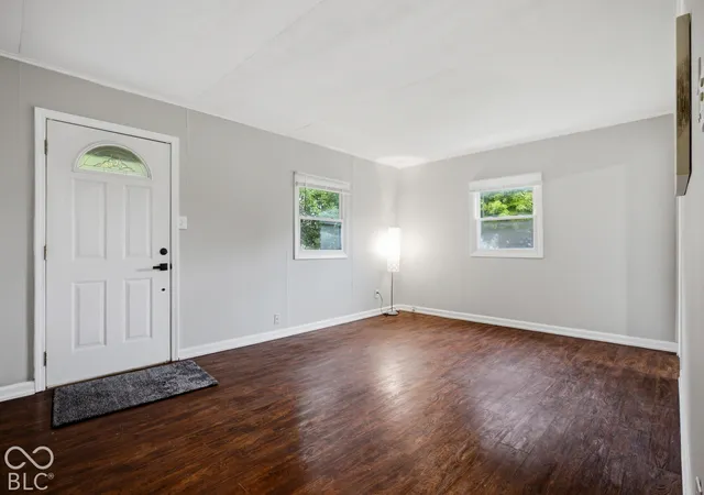 Photo 3 of Single family home for sale at 2917 15th Street, Columbus, IN 47201 | MLS# 22128285 | Listing updated on 2026-09-25