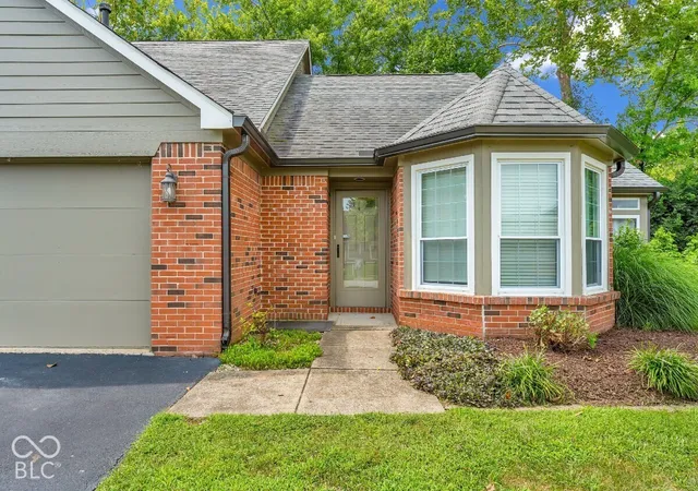 Photo 2 of Sale Pending at 5690 Crystal Bay W Dr, Plainfield, IN 46168 | MLS# 22128289 | Listing updated on 2026-10-07