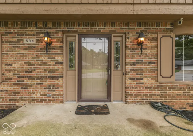 Photo 3 of Single family home for sale at 594 Watterson Ct, Indianapolis, IN 46217 | MLS# 22128294 | Listing updated on 2026-09-26
