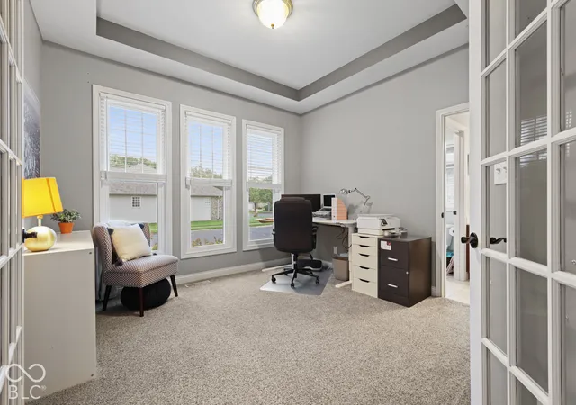 Photo 4 of Single family home for sale at 3802 N Station Dr, Columbus, IN 47203 | MLS# 22128296 | Listing updated on 2026-10-05