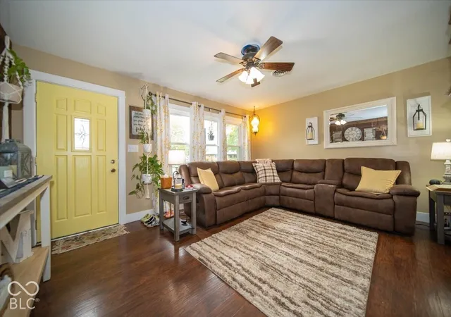 Photo 4 of Single family home for sale at 3603 E Gore St, Columbus, IN 47201 | MLS# 22128297 | Listing updated on 2026-09-26
