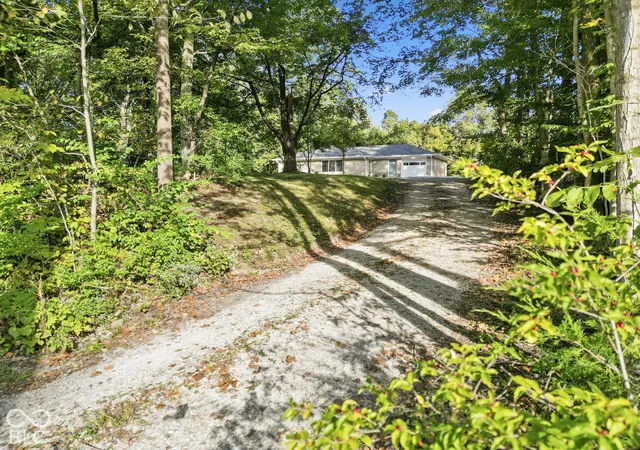 Photo 1 of Single family home for sale at 7437 S County Rd 750 E, Plainfield, IN 46168 | MLS# 22128306 | Listing updated on 2026-09-29