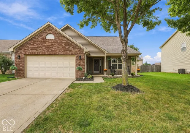 Photo 2 of Single family home for sale at 16964 Brigg Ct, Westfield, IN 46074 | MLS# 22128310 | Listing updated on 2026-10-01